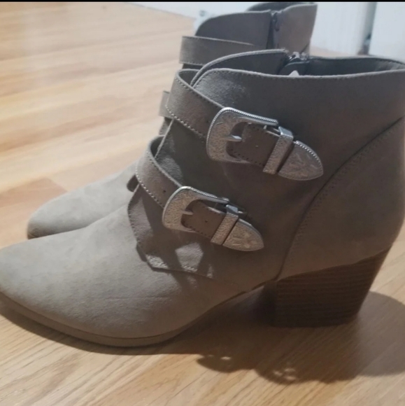 Christian Siriano Shoes - Women's Boots size 13